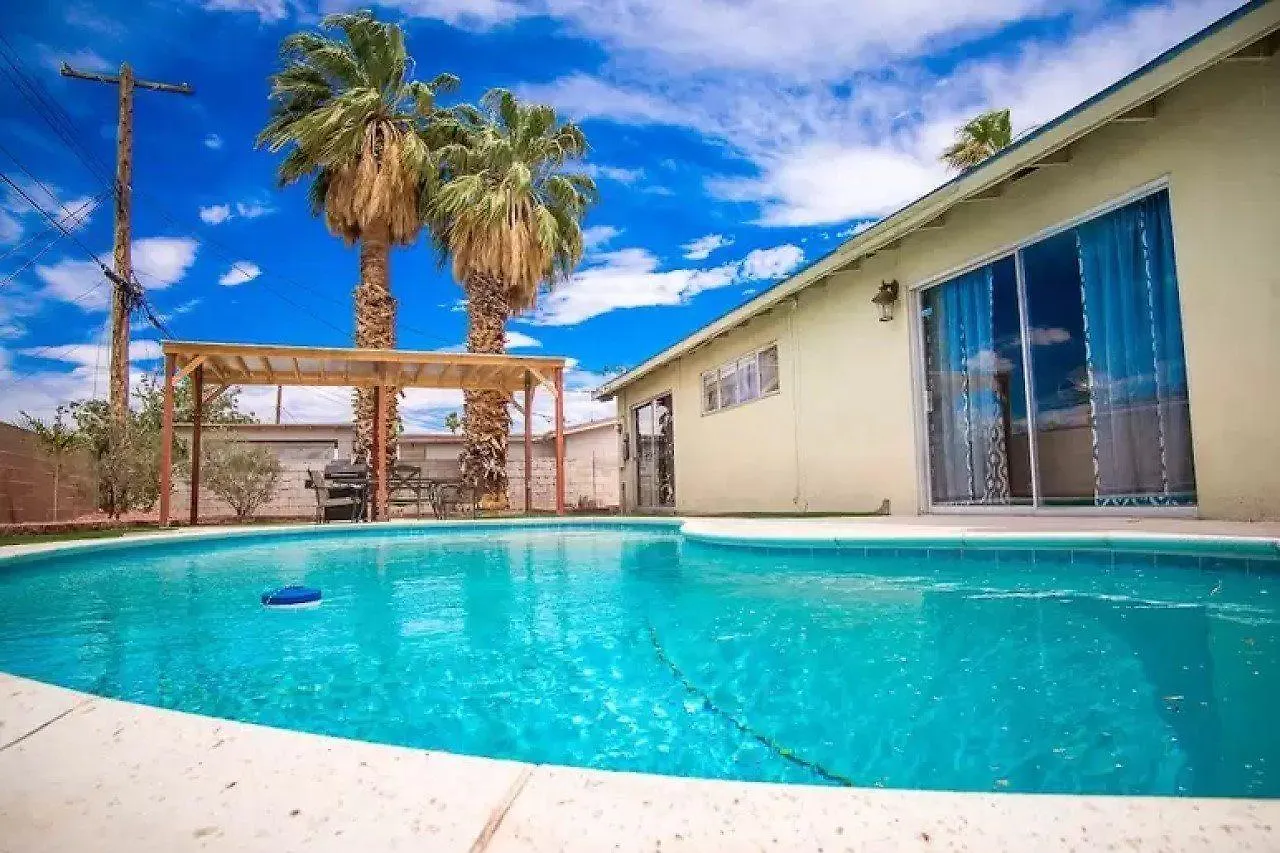 Happy Bridge To Vegas Sleeps 12 Pool Appartement Las Vegas